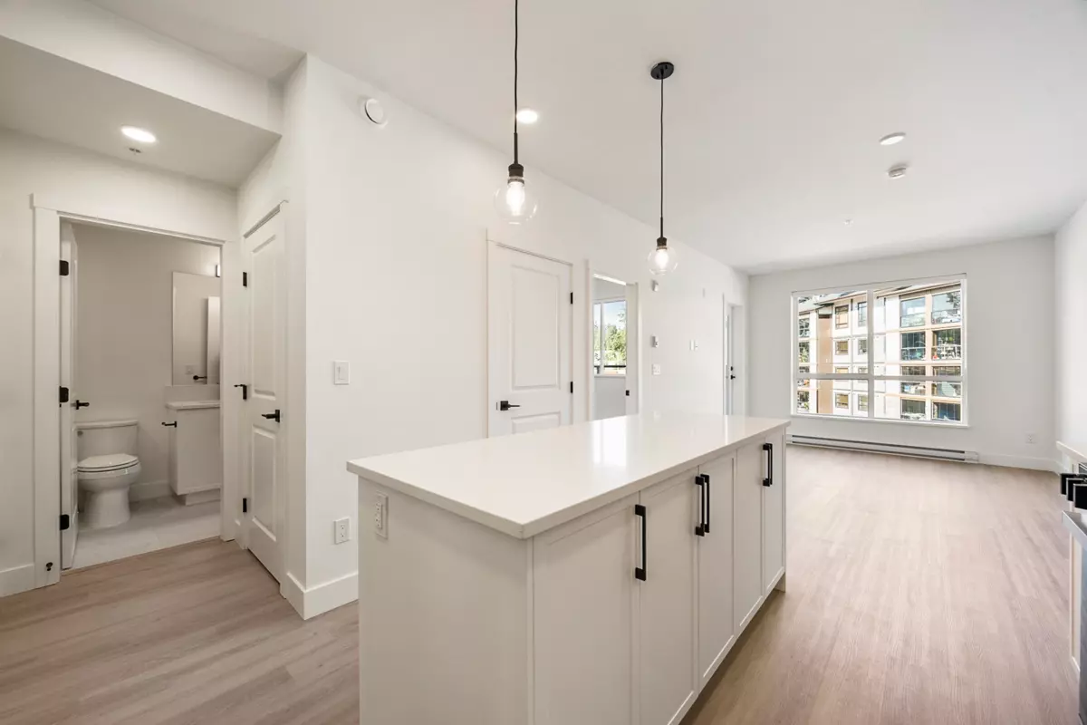 Dining Area Photo of 301 3528 146a Street, Surrey, BC
