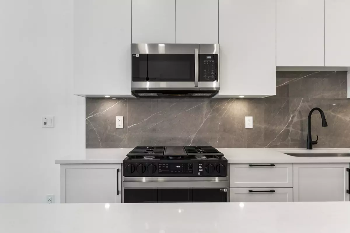 Family Room Photo of 301 3528 146a Street, Surrey, BC