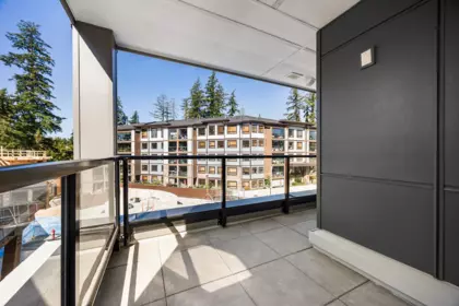 Hallway Photo of 301 3528 146a Street, Surrey, BC