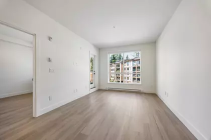 Kitchen Photo of 301 3528 146a Street, Surrey, BC