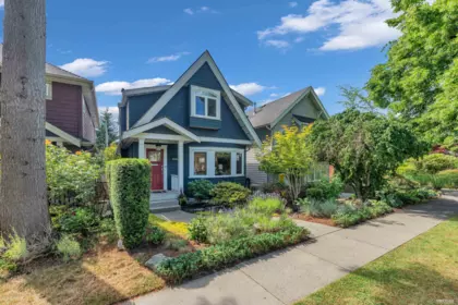 4581 James Street, Vancouver, BC, Vancouver — Single Family Residence for sale