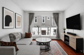 202 2328 Oxford Street, Vancouver, BC
