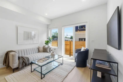 1 550 Kaslo Street, Vancouver, BC, Vancouver — Half Duplex for sale