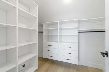 Laundry Room Photo of 1 550 Kaslo Street, Vancouver, BC