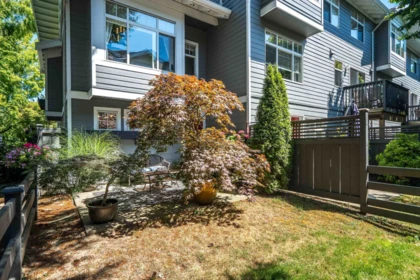 Front Yard Photo of 177 15236 36 Avenue, Surrey, BC