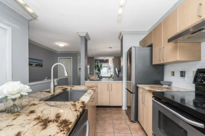 Primary Bathroom Photo of 177 15236 36 Avenue, Surrey, BC
