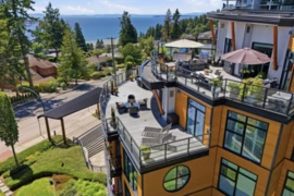 418 14855 Thrift Avenue, White Rock, BC