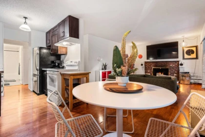 Primary Bedroom Photo of 402 5340 Hastings Street, Burnaby, BC