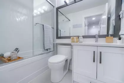 Primary Bathroom Photo of 54 13898 64 Avenue, Surrey, BC