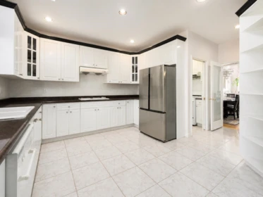 Breakfast Nook Photo of 6115 Garrison Court, Richmond, BC