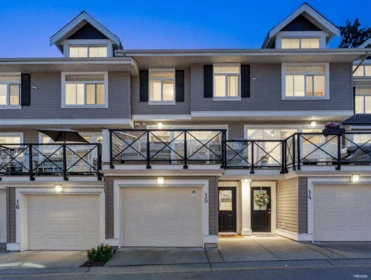 Backyard Photo of 15 14377 60 Avenue, Surrey, BC