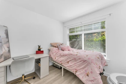 Basement Recreation Room Photo of 15 14377 60 Avenue, Surrey, BC