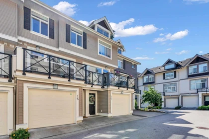 Outdoor Deck Photo of 15 14377 60 Avenue, Surrey, BC