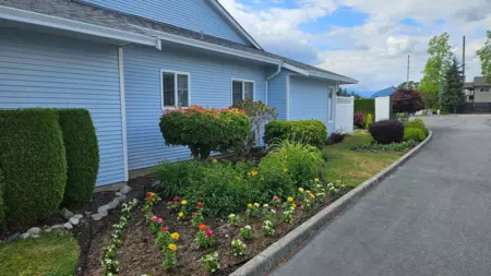 Hot Tub / Spa Photo of 22 23580 Dewdney Trunk Road, Maple Ridge, BC