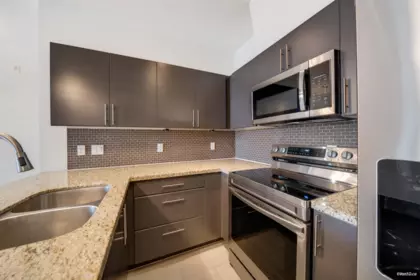 329 2239 Kingsway, Vancouver, BC, Vancouver — Apartment/Condo for sale