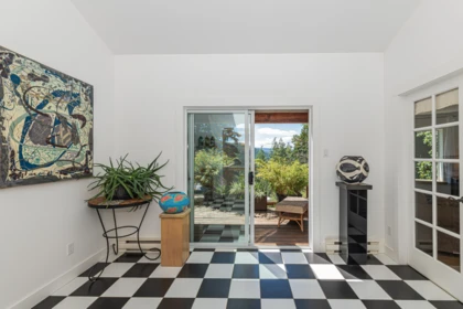 351 Elizabeth Drive, Salt Spring Island, BC, Salt Spring Island — Single Family Residence for sale
