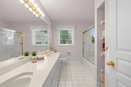 Basement Recreation Room Photo of 13749 21 Avenue, Surrey, BC
