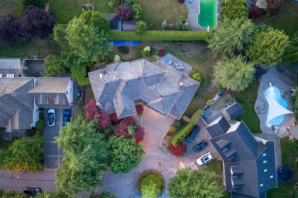 Fitness Center Photo Near 13749 21 Avenue, Surrey, BC