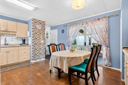 Basement Recreation Room Photo of 23 15875 20th Avenue, Surrey, BC