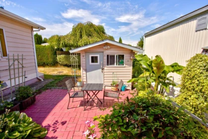 Front Yard Photo of 23 15875 20th Avenue, Surrey, BC