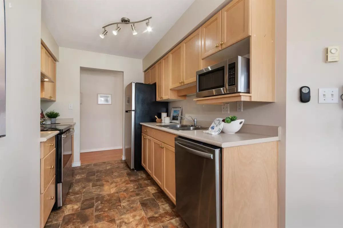 Dining Area Photo of 205 45773 Victoria Avenue, Chilliwack, BC
