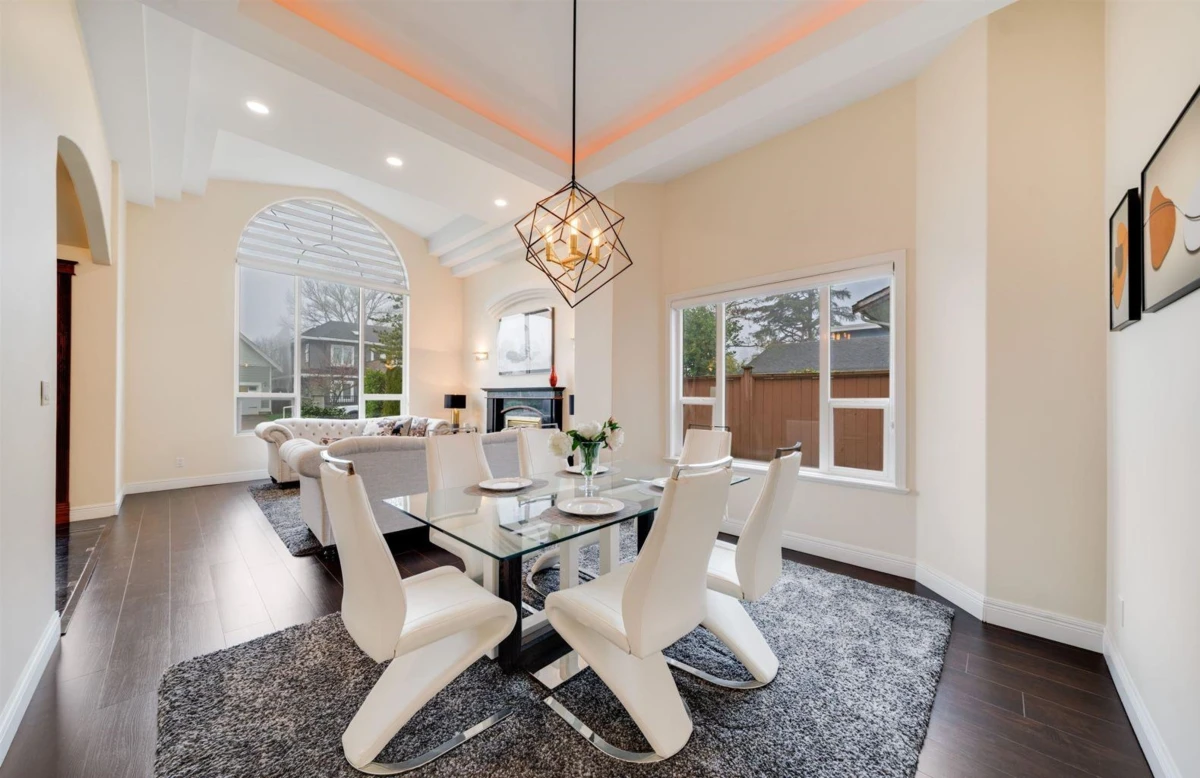 Dining Area Photo of 10320 Scotsdale Avenue, Richmond, BC