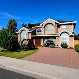 10320 Scotsdale Avenue, Richmond, BC, Richmond — Single Family Residence for sale
