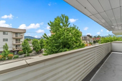 202 9175 Mary Street, Chilliwack, BC, Chilliwack — Apartment/Condo for sale