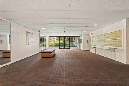 302 5800 Cooney Road, Richmond, BC, Richmond — Apartment/Condo for sale