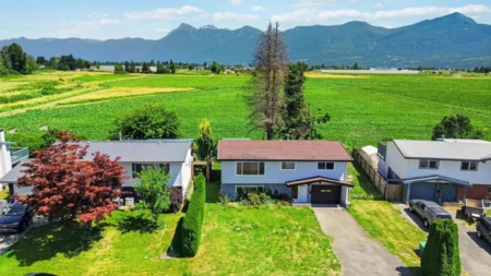 46684 Arbutus Avenue, Chilliwack, BC, Chilliwack — Single Family Residence for sale