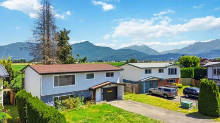 46684 Arbutus Avenue, Chilliwack, BC, Chilliwack — Single Family Residence for sale