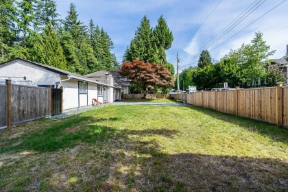 2714 Parkway Drive, Surrey, BC, Surrey — Single Family Residence for sale