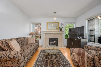 212 910 W 8th Avenue, Vancouver, BC, Vancouver — Apartment/Condo for sale