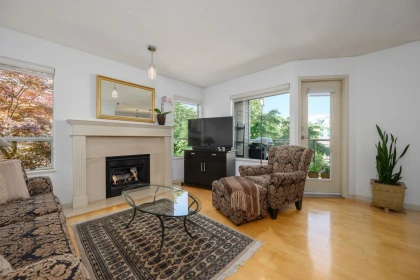 212 910 W 8th Avenue, Vancouver, BC, Vancouver — Apartment/Condo for sale