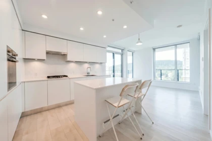 Kitchen Photo of 1110 3809 Evergreen Place, Burnaby, BC