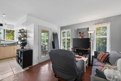 301 1099 W 71st Avenue, Vancouver, BC, Vancouver — Apartment/Condo for sale