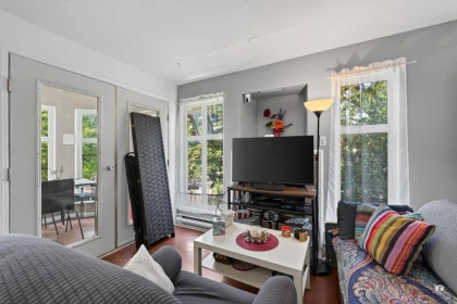 301 1099 W 71st Avenue, Vancouver, BC, Vancouver — Apartment/Condo for sale