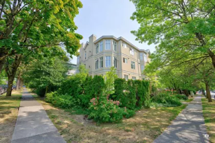 Garden / Landscaping Photo of 301 1099 W 71st Avenue, Vancouver, BC