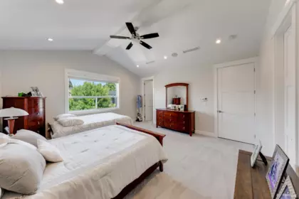 Hot Tub / Spa Photo of 8906 134a Street, Surrey, BC