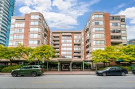 101 15111 Russell Avenue, White Rock, BC