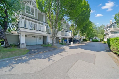 30 22000 Sharpe Avenue, Richmond, BC, Richmond — Townhouse for sale