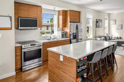 Breakfast Nook Photo of 1 2495 Davies Avenue, Port Coquitlam, BC