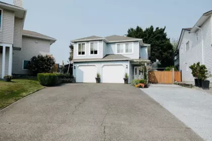 3302 274a Street, Langley, BC, Langley — Single Family Residence for sale