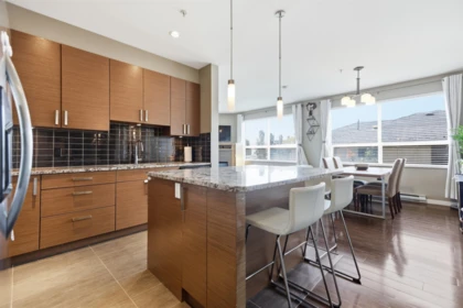 206 288 Hampton Street, New Westminster, BC, New Westminster — Apartment/Condo for sale