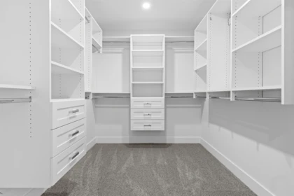 Mudroom Photo of 16633 Bell Road, Surrey, BC