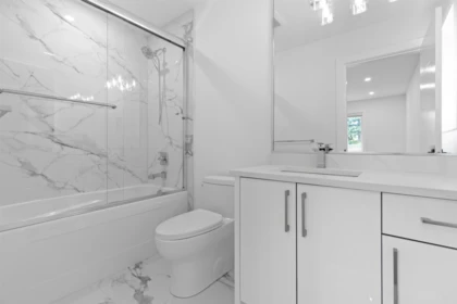 Swimming Pool Photo of 16633 Bell Road, Surrey, BC