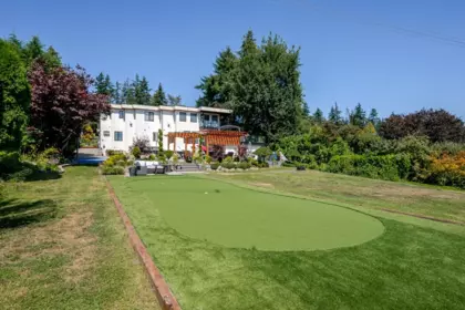 Hot Tub / Spa Photo of 12862 54a Avenue, Surrey, BC