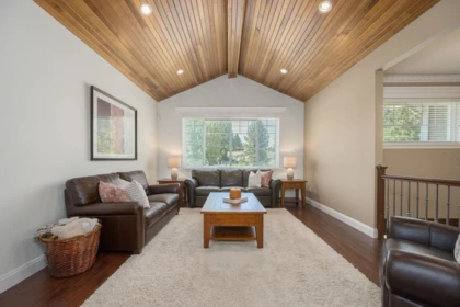 825 Robinson Street, Coquitlam, BC, Coquitlam — Single Family Residence for sale