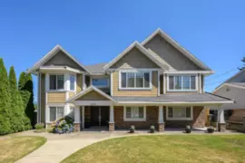 825 Robinson Street, Coquitlam, BC