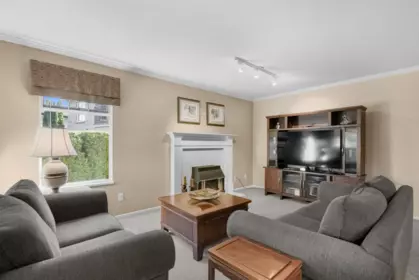 Basement Recreation Room Photo of 1990 Ocean Wind Drive, Surrey, BC